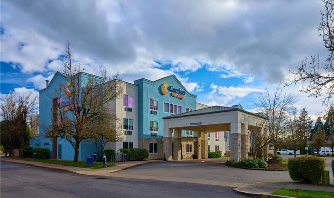 Comfort Suites Springfield-Eugene Exterior