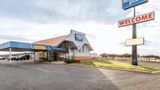 <b>Rodeway Inn Exterior</b>. Images powered by <a href="https://iceportal.shijigroup.com/" title="IcePortal" target="_blank">IcePortal</a>.