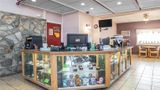 <b>Rodeway Inn Lobby</b>. Images powered by <a href="https://iceportal.shijigroup.com/" title="IcePortal" target="_blank">IcePortal</a>.