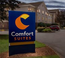 Comfort Suites Linn County Fairground Exterior