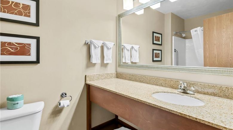 <b>Comfort Suites Linn County Fairground Room</b>. Images powered by <a href="https://iceportal.shijigroup.com/" title="IcePortal" target="_blank">IcePortal</a>.