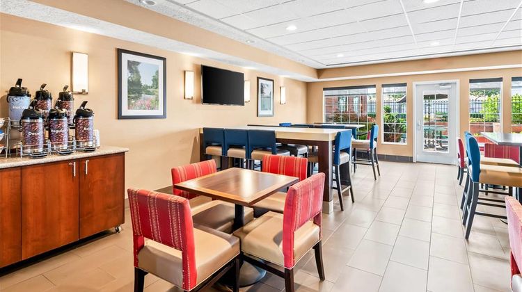 Comfort Suites Linn County Fairground Restaurant