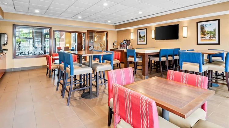 Comfort Suites Linn County Fairground Restaurant