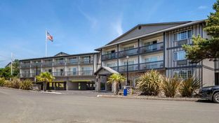 Comfort Inn and Suites Lincoln City