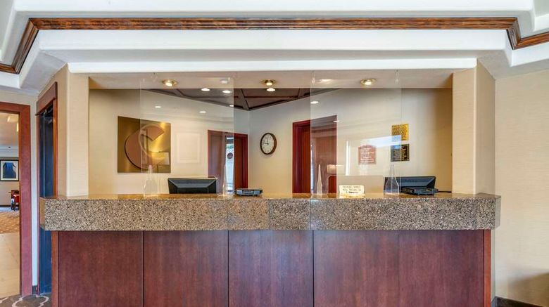 <b>Comfort Inn and Suites Lincoln City Lobby</b>. Images powered by <a href="https://iceportal.shijigroup.com/" title="IcePortal" target="_blank">IcePortal</a>.