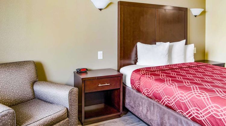Econo Lodge Newport Room