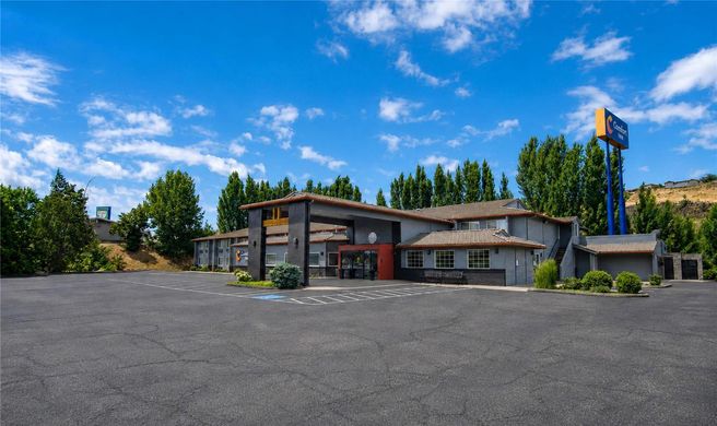 Comfort Inn Exterior
