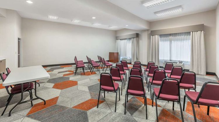 Comfort Suites Airport Meeting