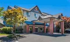 Comfort Inn & Suites Lake Oswego South