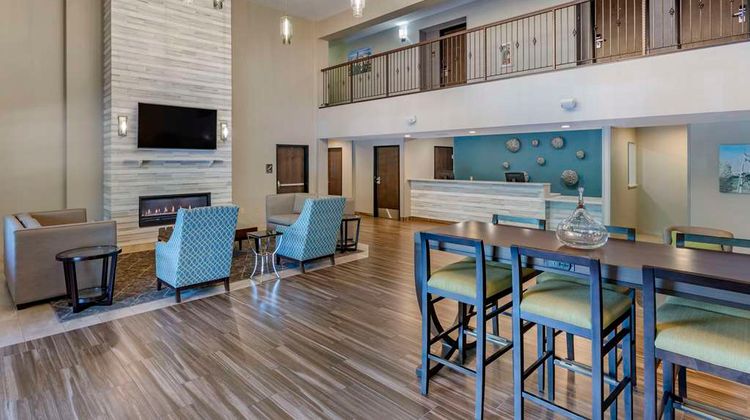 Comfort Inn & Suites Lake Oswego South Lobby