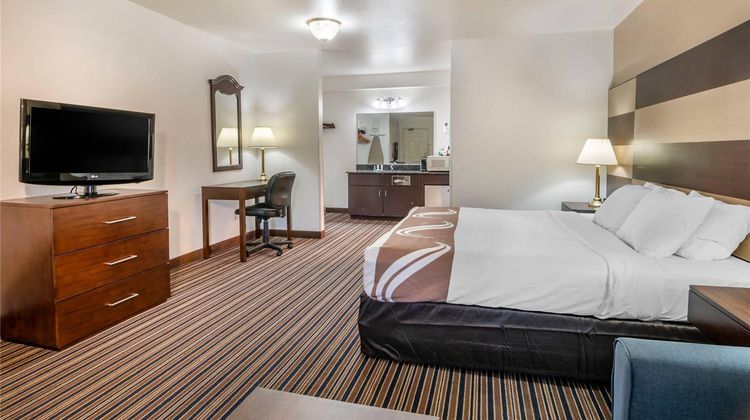 Quality Inn Central Room