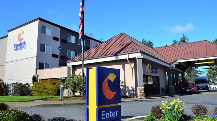 Comfort Inn & Suites Portland-West Exterior