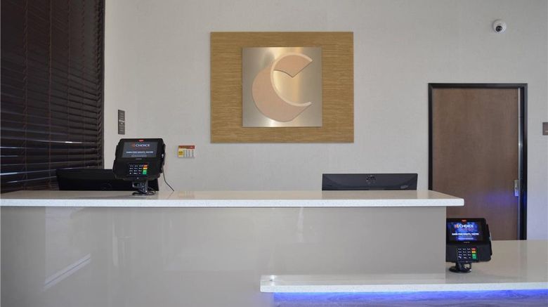 <b>Comfort Inn & Suites Portland-West Lobby</b>. Images powered by <a href="https://iceportal.shijigroup.com/" title="IcePortal" target="_blank">IcePortal</a>.