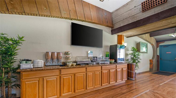 Quality Inn & Suites Coos Bay Restaurant