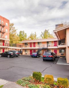 Econo Lodge City Center