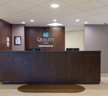 Quality Inn Seaside Lobby