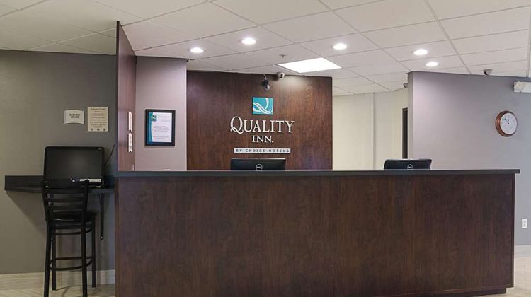 Quality Inn Seaside Lobby