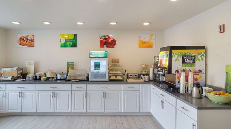 <b>Quality Inn Seaside Restaurant</b>. Images powered by <a href="https://iceportal.shijigroup.com/" title="IcePortal" target="_blank">IcePortal</a>.