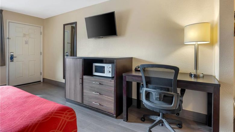 <b>Rodeway Inn Albany Room</b>. Images powered by <a href="https://iceportal.shijigroup.com/" title="IcePortal" target="_blank">IcePortal</a>.