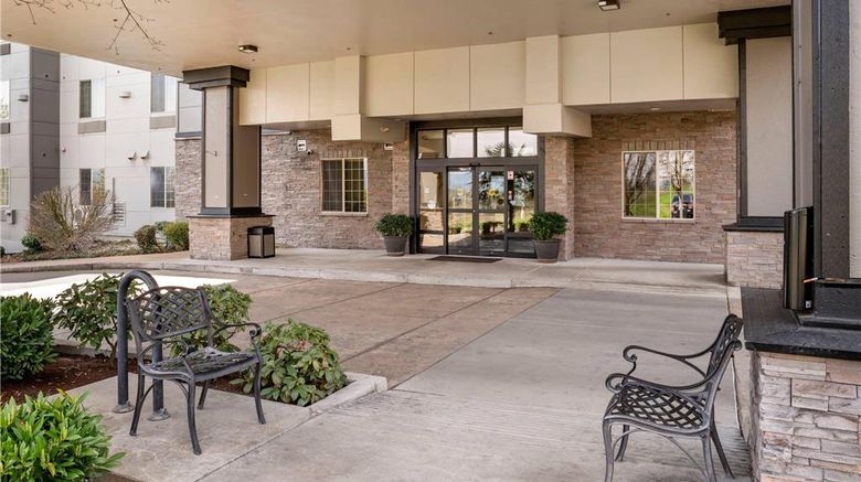 <b>Comfort Suites Eugene Exterior</b>. Images powered by <a href="https://iceportal.shijigroup.com/" title="IcePortal" target="_blank">IcePortal</a>.