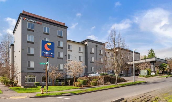 Comfort Suites Eugene Exterior