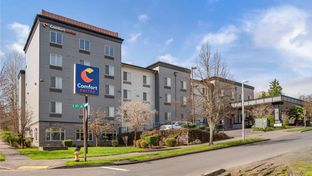Comfort Suites Eugene