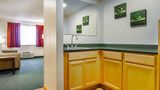 <b>Quality Inn & Suites Suite</b>. Images powered by <a href="https://iceportal.shijigroup.com/" title="IcePortal" target="_blank">IcePortal</a>.