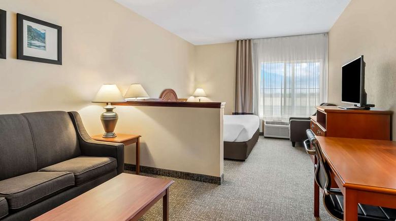 <b>Comfort Inn and Suites Hermiston South Suite</b>. Images powered by <a href="https://iceportal.shijigroup.com/" title="IcePortal" target="_blank">IcePortal</a>.
