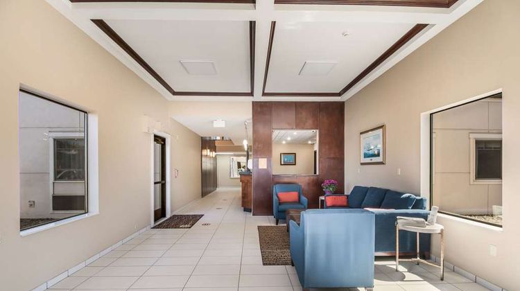 Comfort Inn Newport Lobby