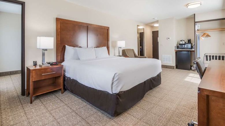 <b>Comfort Inn Newport Suite</b>. Images powered by <a href="https://iceportal.shijigroup.com/" title="IcePortal" target="_blank">IcePortal</a>.