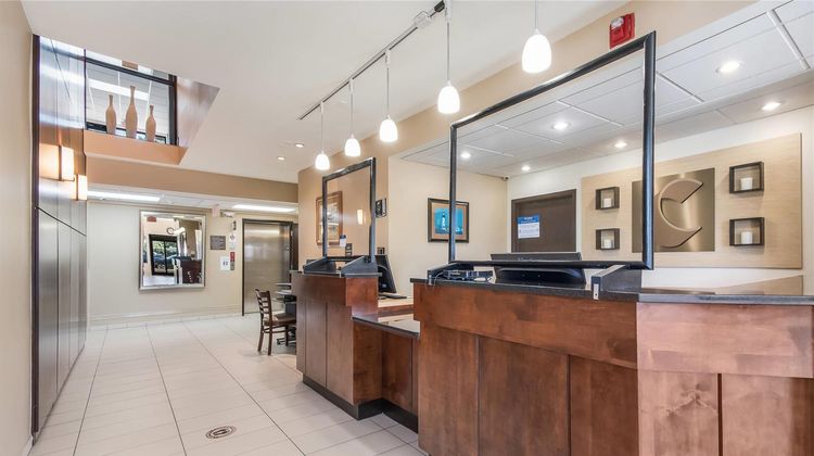 Comfort Inn Newport Lobby