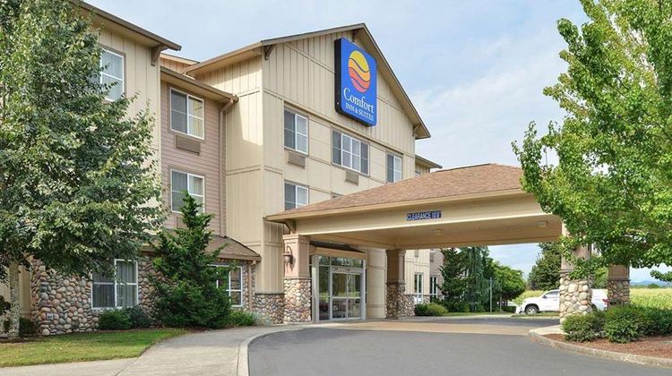 Comfort Inn & Suites Exterior