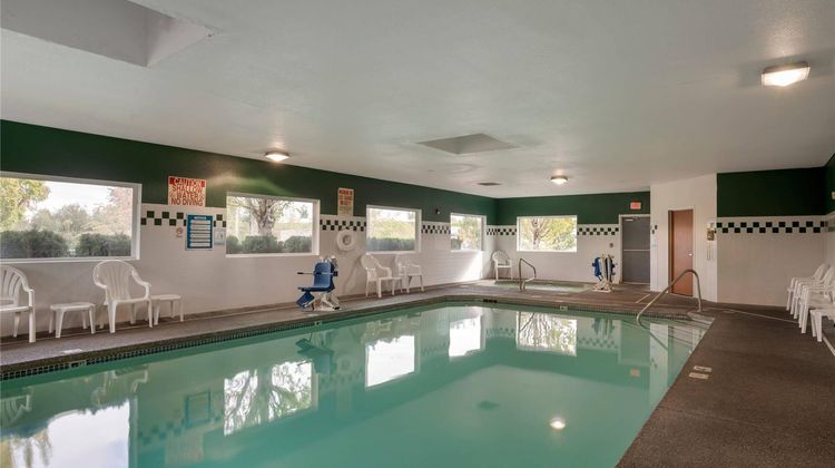 Comfort Inn & Suites Pool