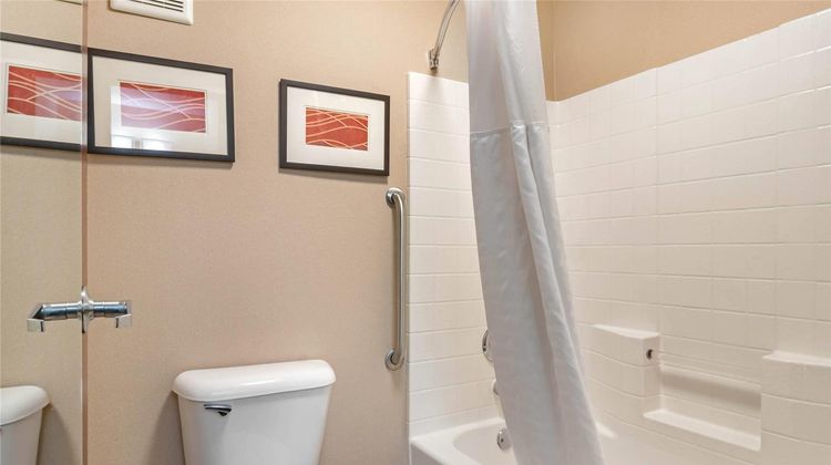 Comfort Inn & Suites Suite