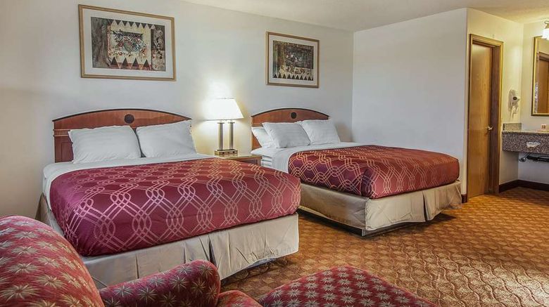 <b>Econo Lodge Room</b>. Images powered by <a href="https://iceportal.shijigroup.com/" title="IcePortal" target="_blank">IcePortal</a>.