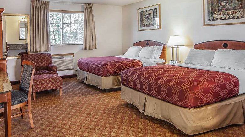<b>Econo Lodge Room</b>. Images powered by <a href="https://iceportal.shijigroup.com/" title="IcePortal" target="_blank">IcePortal</a>.
