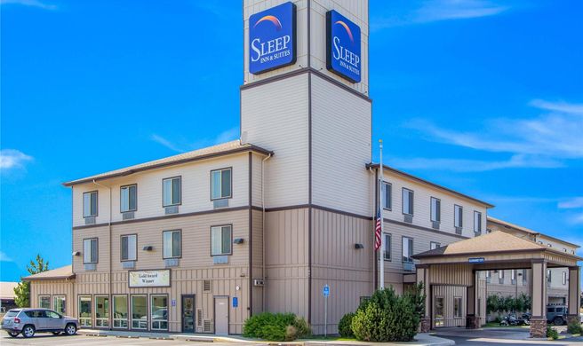 Sleep Inn & Suites Exterior