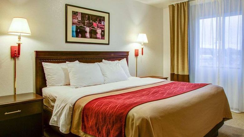 <b>Quality Inn Florence Suite</b>. Images powered by <a href="https://iceportal.shijigroup.com/" title="IcePortal" target="_blank">IcePortal</a>.