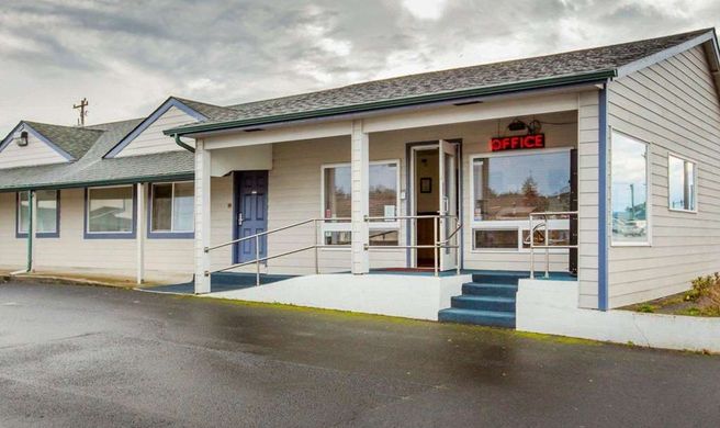 Rodeway Inn Newport Exterior