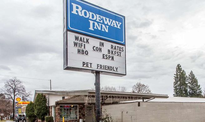 Rodeway Inn La Grande Island City Exterior