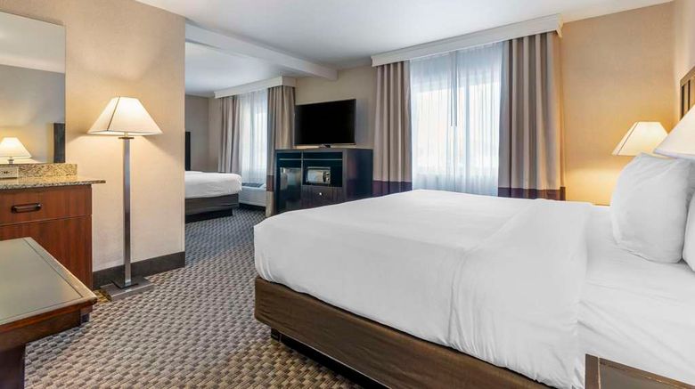 <b>Comfort Inn Troutdale-Portland East Room</b>. Images powered by <a href="https://iceportal.shijigroup.com/" title="IcePortal" target="_blank">IcePortal</a>.