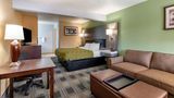 <b>Quality Inn Room</b>. Images powered by <a href="https://iceportal.shijigroup.com/" title="IcePortal" target="_blank">IcePortal</a>.
