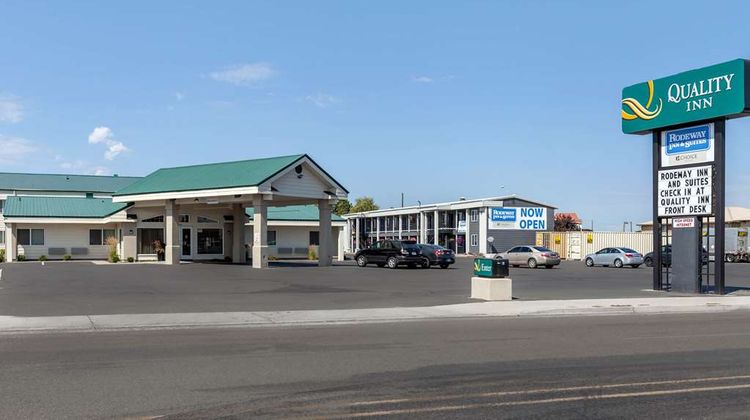 Quality Inn Exterior