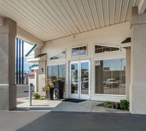 Quality Inn Exterior
