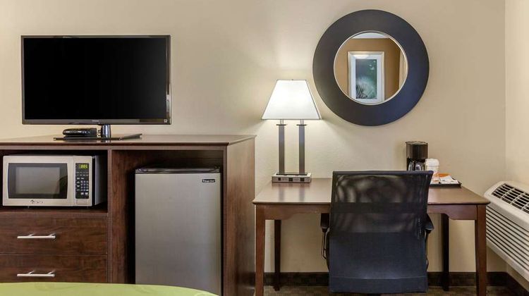Quality Inn Room