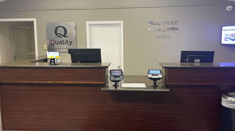 Quality Inn Lobby