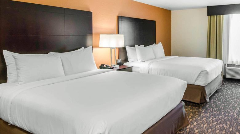 <b>Comfort Inn & Suites Ashland Room</b>. Images powered by <a href="https://iceportal.shijigroup.com/" title="IcePortal" target="_blank">IcePortal</a>.