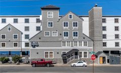 Elizabeth Oceanfront Suites-Ascend Hotel
