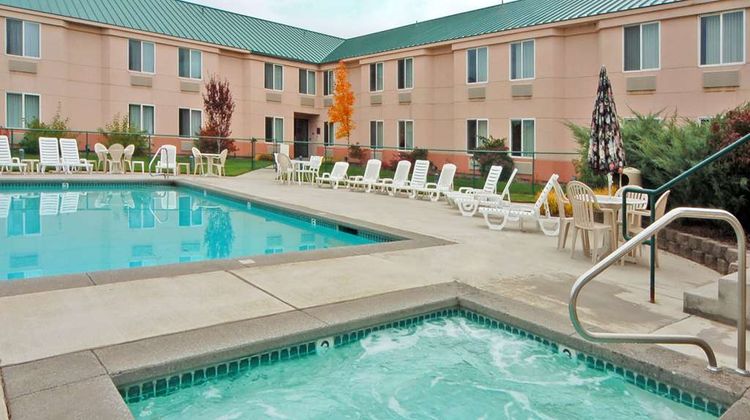Sleep Inn Pool