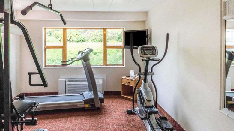<b>Quality Inn Royle Health</b>. Images powered by <a href="https://iceportal.shijigroup.com/" title="IcePortal" target="_blank">IcePortal</a>.
